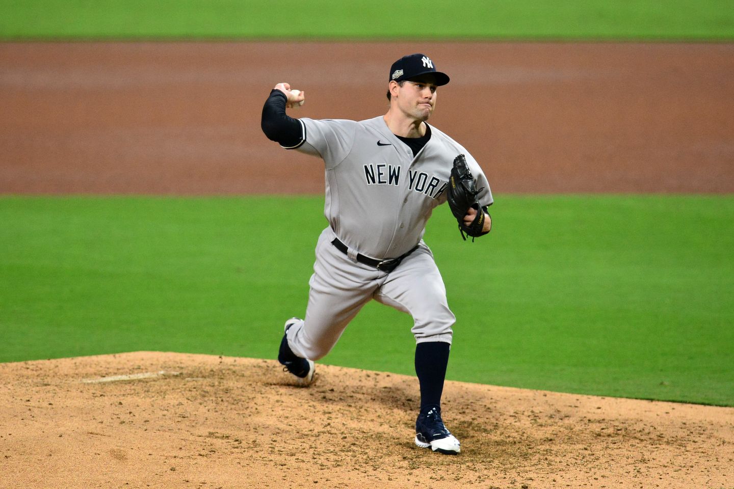 Red Sox acquire Adam Ottavino in rare trade with Yankees